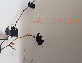 DIY avec les enfants arbre à chauve-souris halloween