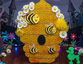 Bricolage ruche et ses abeilles