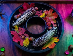 couronne d'automne pour développer la motricité fine