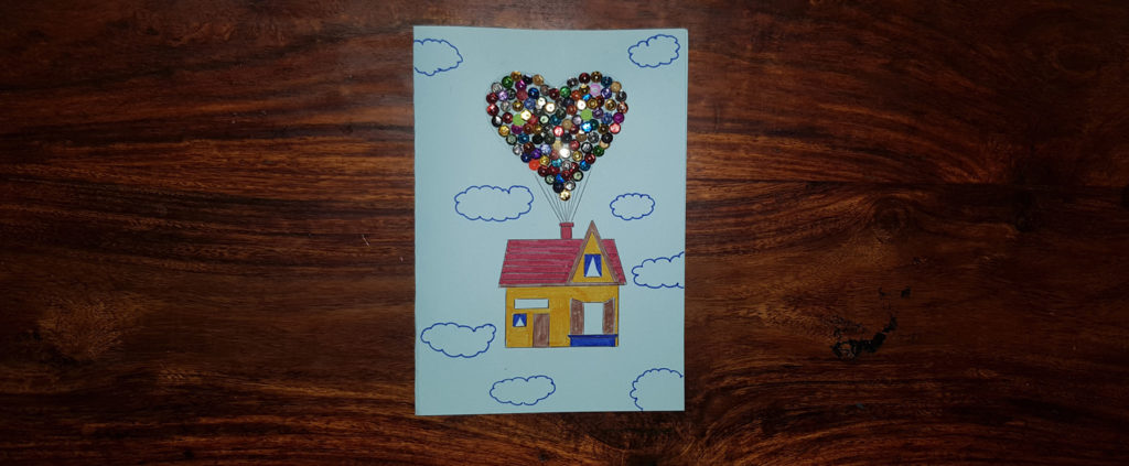 craft carte maison là haut avec ballon coeur