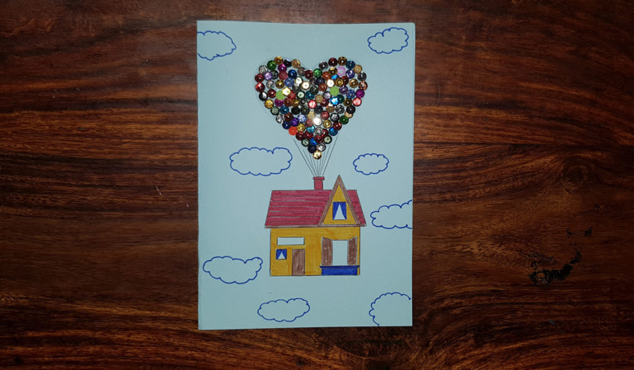 craft carte maison là haut avec ballon coeur