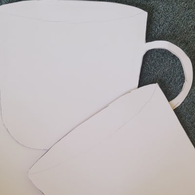 découpe tasse en papier