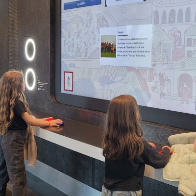 alesia jeu interactif avec les enfants