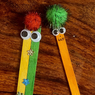 création enfant bâton de lecture