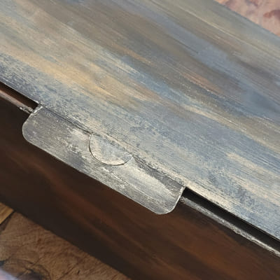 boite en carton peinture effet valise