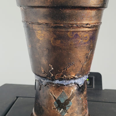 coller les 2 pots de fleurs