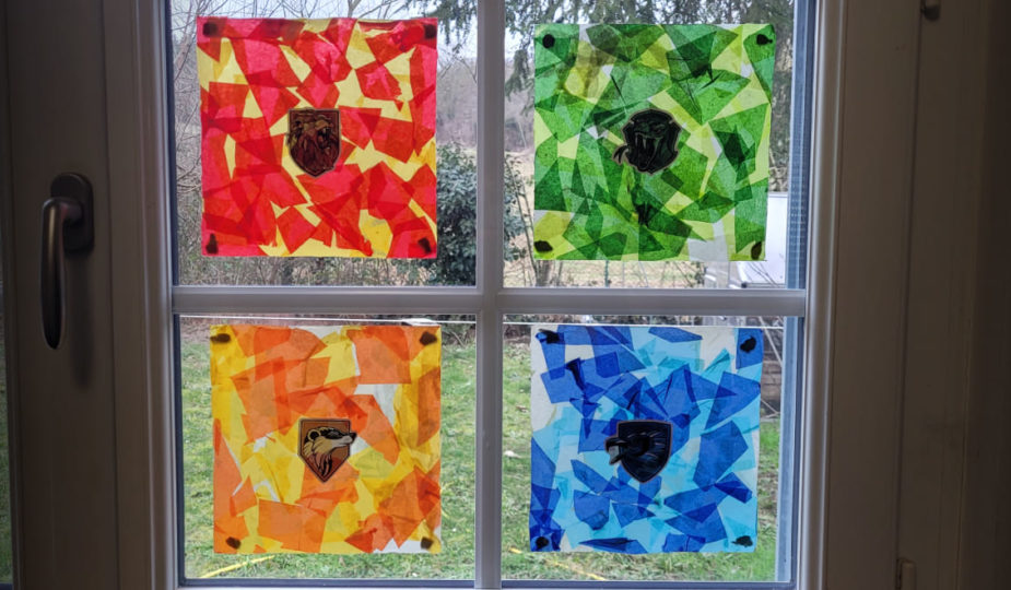 DIY enfant vitraux 4 maisons Poudlard