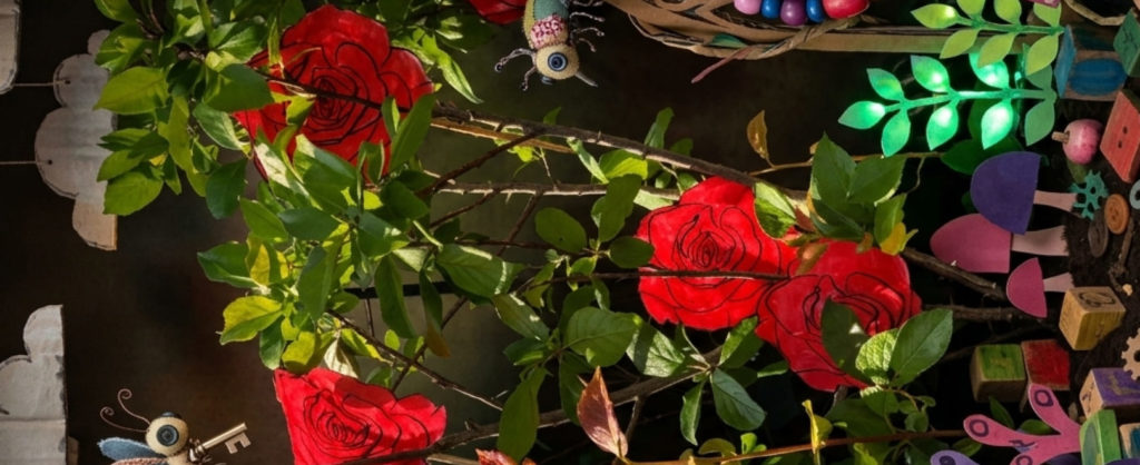 Peindre les roses en rouge - atelier enfant