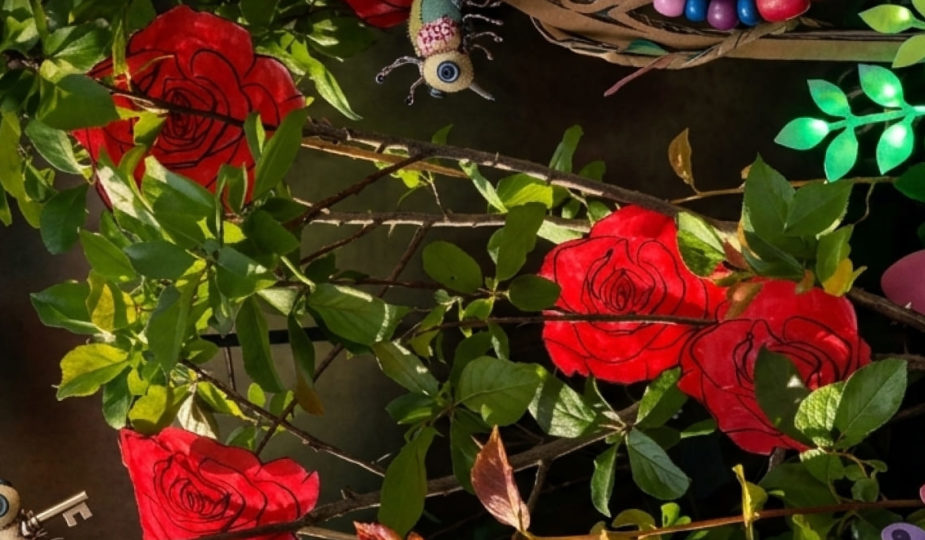 Peindre les roses en rouge - atelier enfant