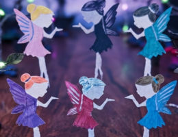 création fées en carton - déco chambre d'enfant